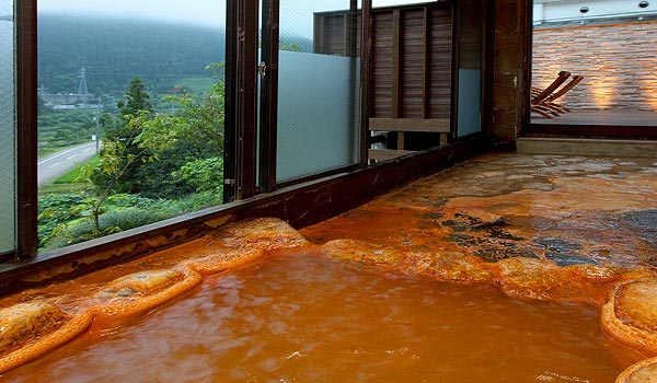 露天風呂 炭酸鉄泉の湯